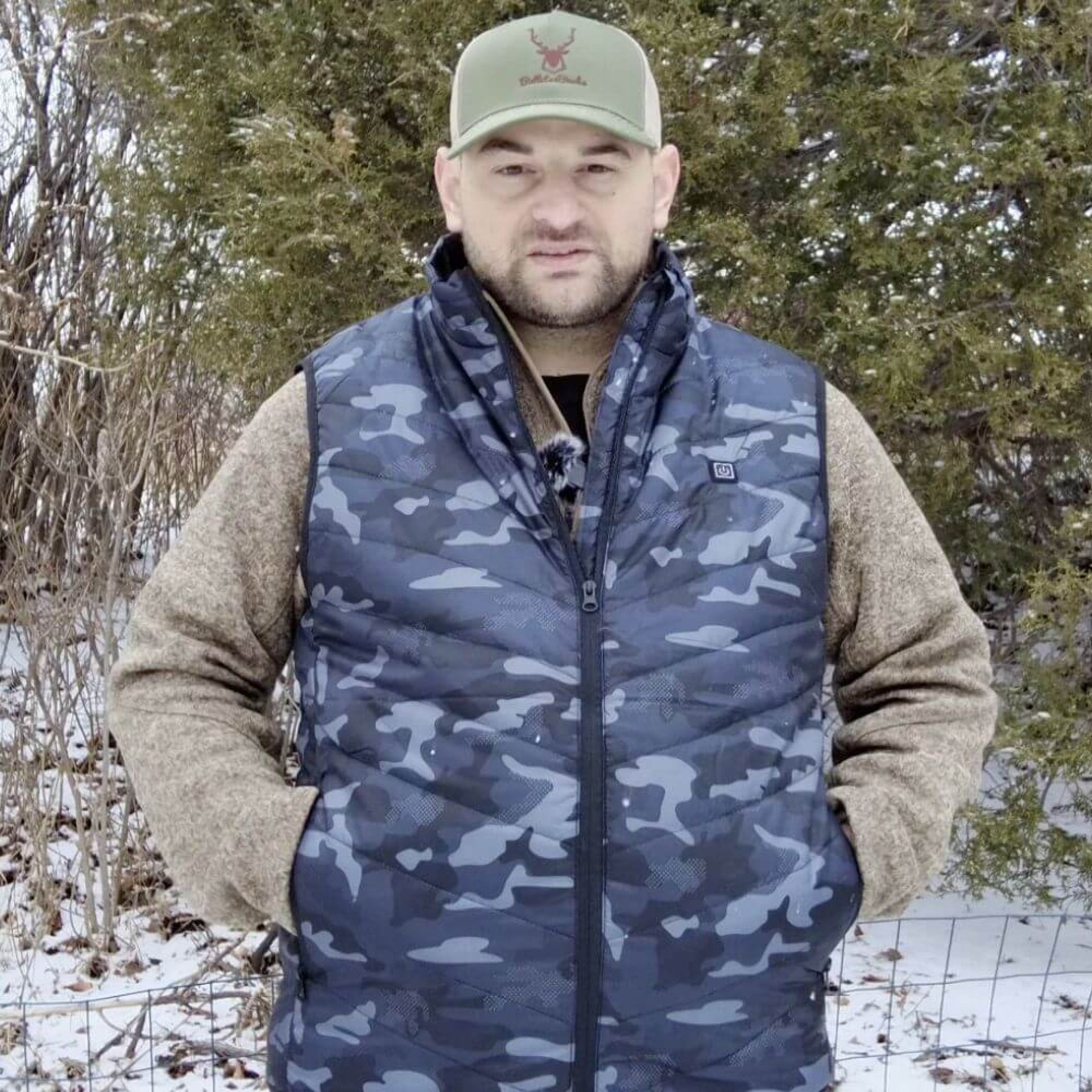CryoFig Heated Outdoor Vest with 9 Zones and 10,000mAh Battery