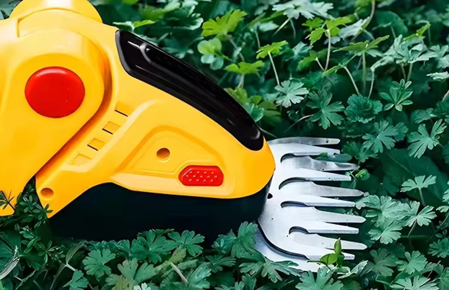 GrinWatt Cordless 2-in-1 Hedge & Grass Trimmer