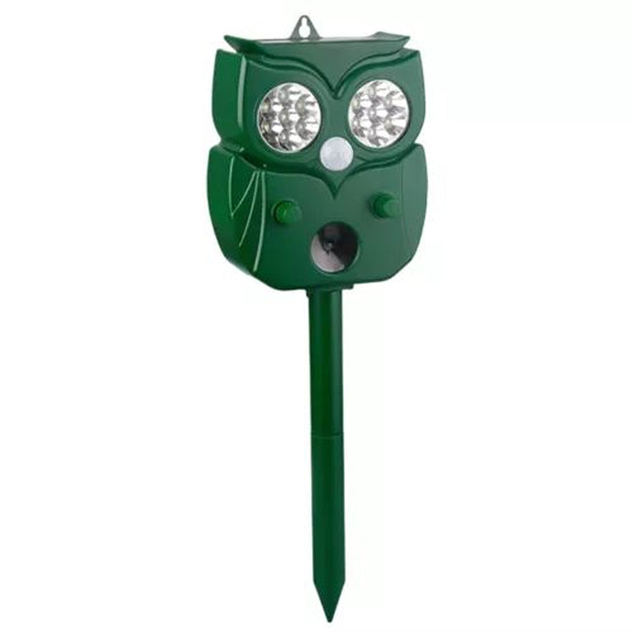 Skunovaxo Solar Motion Activated Skunk & Pest Deterrent