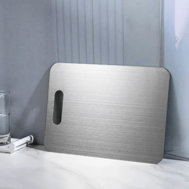 VediBocut Solid Titanium Cutting Board | Rapid Defrost & Antibacterial