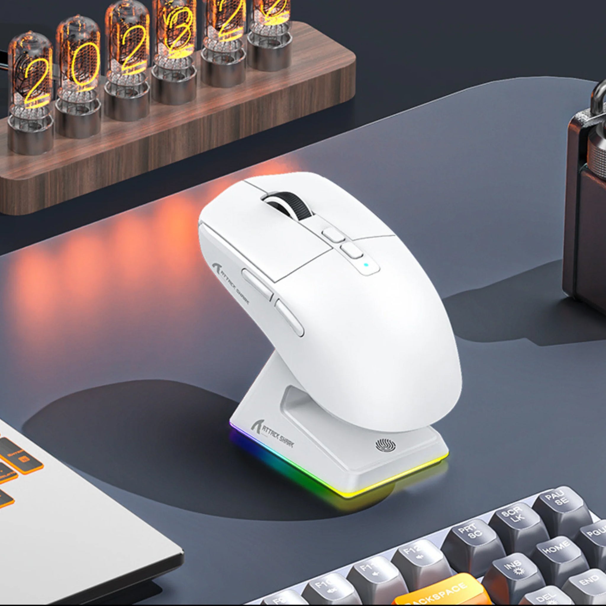 XyloSynq 55g Ultralight Wireless Gaming Mouse - PAW3395 26K DPI